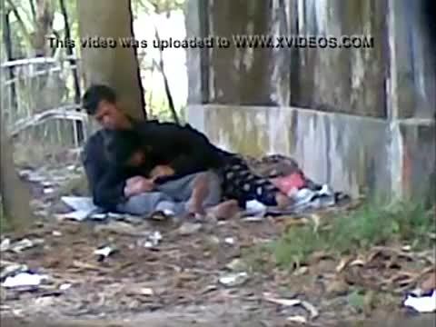 Porn Aunty Suking In Park - Desi cute indian lover sucking big cock in public park - Indian Porn, XXX  Indian Porn, Indian Sex, Indian Fucking Movies