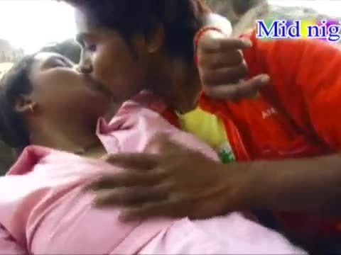 Bhojpuri Kissing Xxx - Bhojpuri boob press - Indian Porn, XXX Indian Porn, Indian Sex, Indian  Fucking Movies